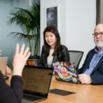 Comment les CRM augmentés par l&rsquo;IA améliorent la gestion des relations client et anticipent les besoins des TPE/PME