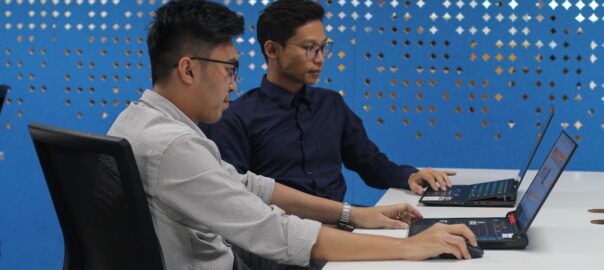 Comment les PME peuvent exploiter l'automatisation des tâches pour améliorer leur service client et optimiser leur réactivité