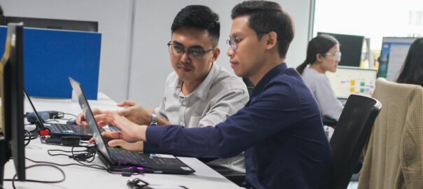 5 stratégies incontournables pour optimiser l’adoption des logiciels CRM dans les TPE et PME sans perturber les équipes