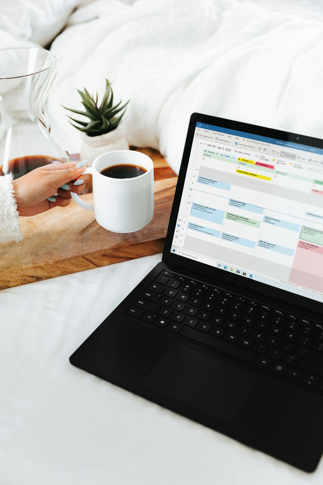 Exemple d’un calendrier automatisé relié à un CRM avec notifications et rappels