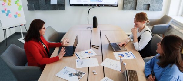 Comment les outils de gestion des performances commerciales aident les TPE et PME à maximiser leur rentabilité