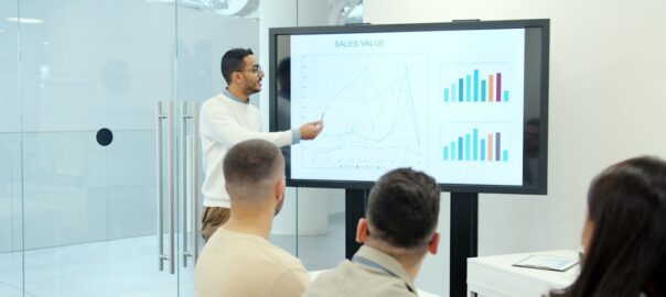 7 raisons pour lesquelles votre TPE/PME devrait adopter dès maintenant un outil de pipeline de vente visuel pour mieux piloter ses opportunités commerciales